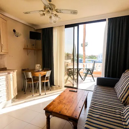 Alexis Paradise Court Villa *